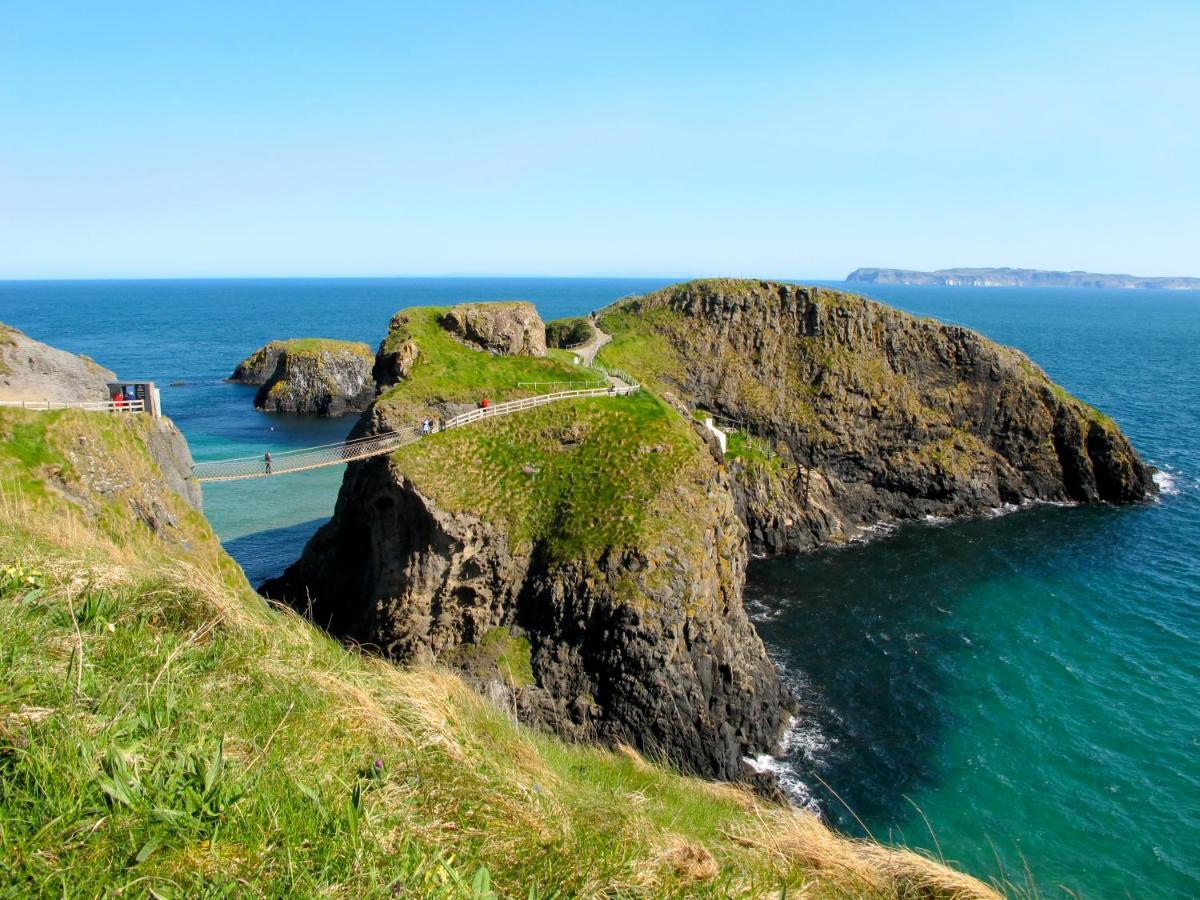 North Coast Motel Portrush Bagian luar foto